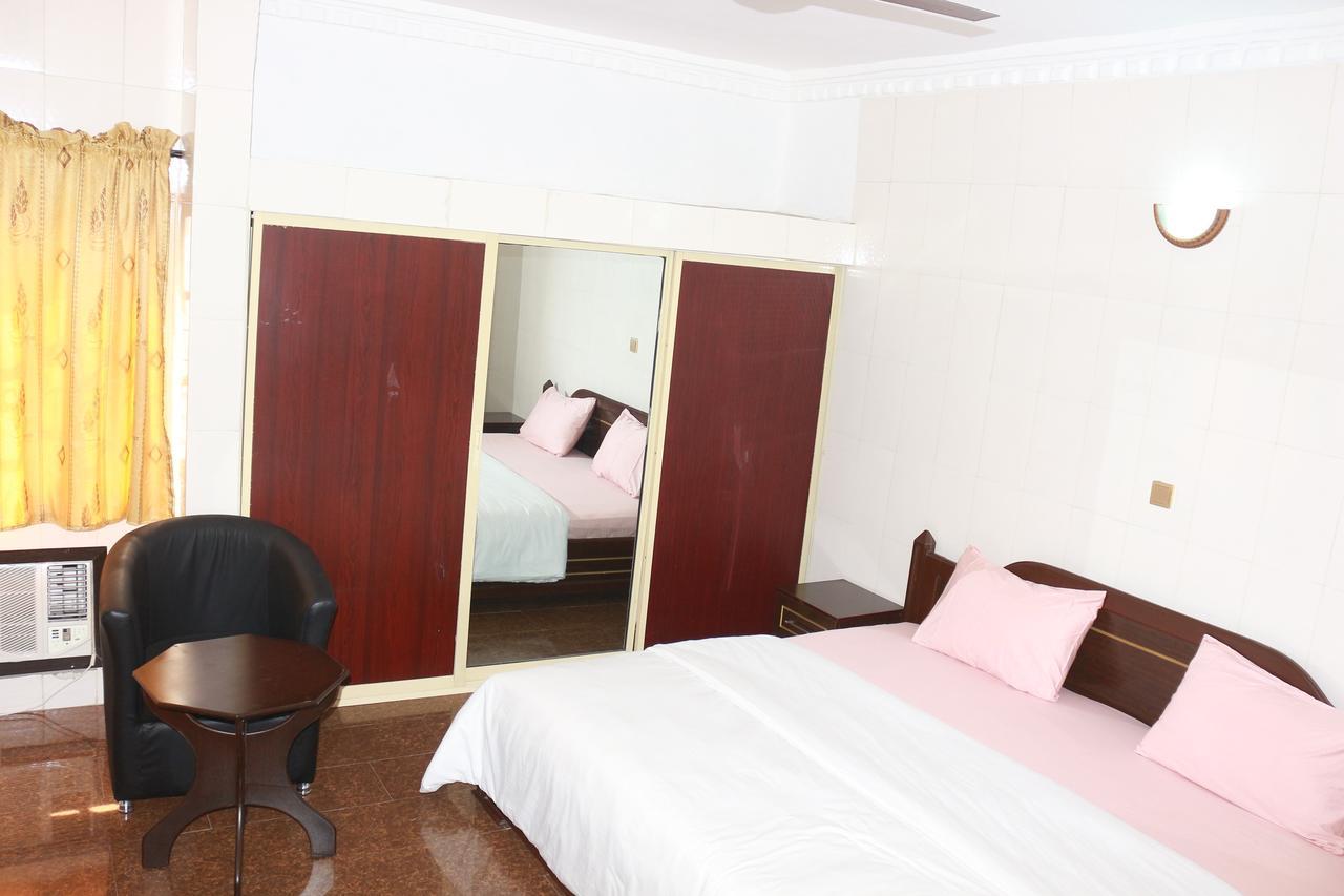 Cute Villa Hotel And Suites Uyo Extérieur photo